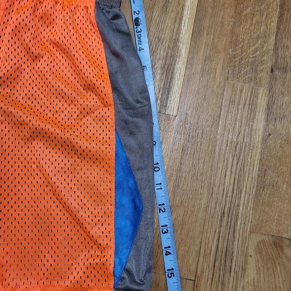 8/$12 Boys reversible mesh shorts - Picture 6 of 9